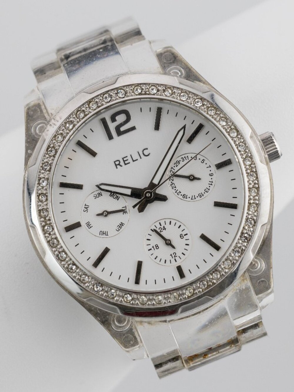 Relic ZR15564 Day-Date Quartz Analog Women's Watch New Battery